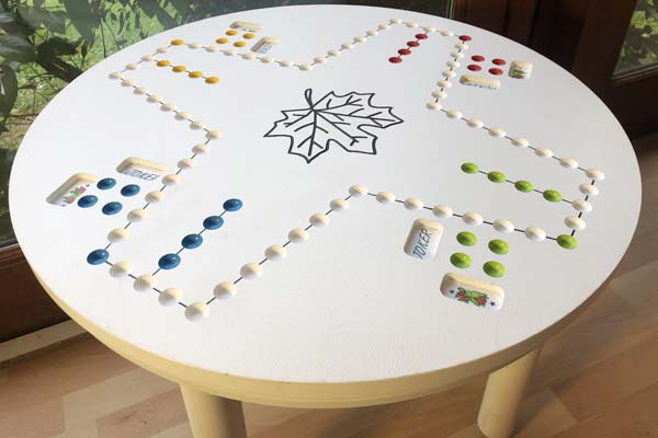 Plateau de Tock avec cases "Joker" et cases "Noisettes étoilées"